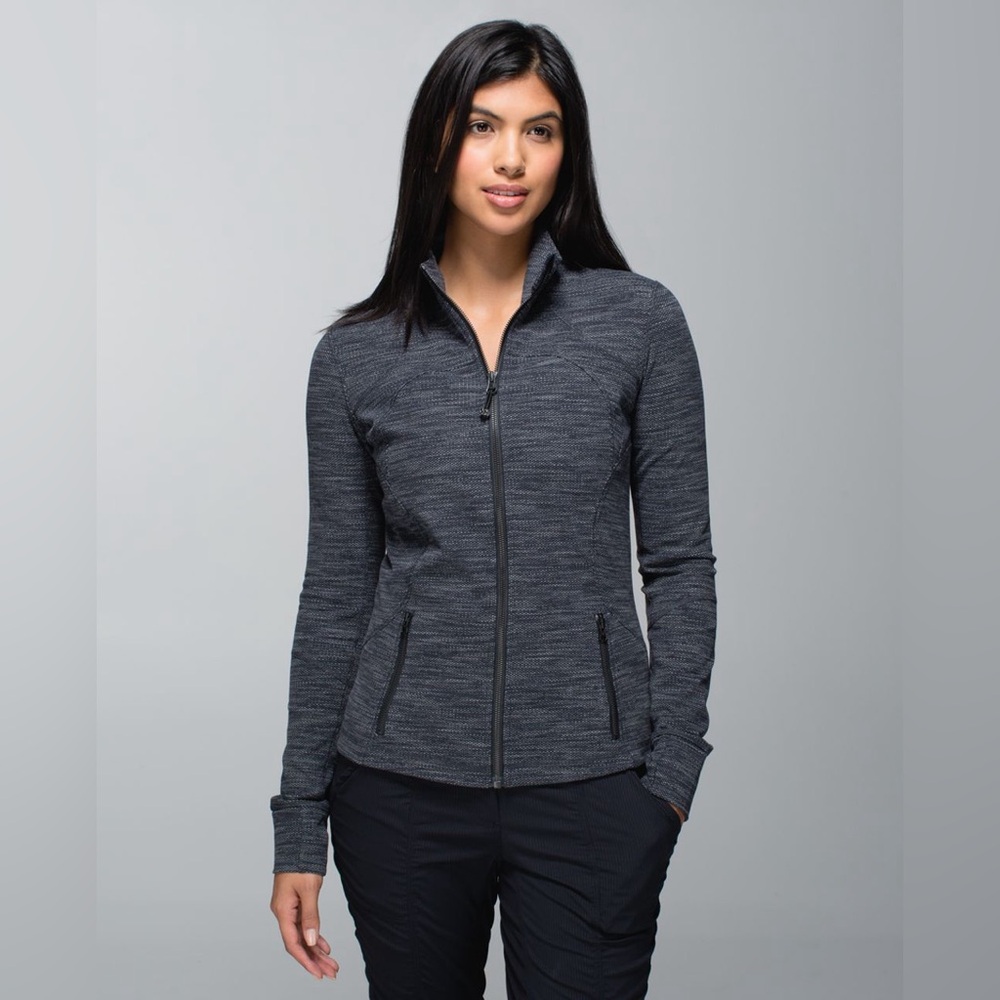 Lululemon Forme Jacket (Cuffins)